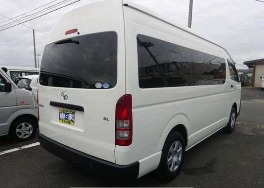 HIACE COMMUTER 9L -18 SEATER ( MKOPO/HIRE PURCHASE ACCEPTED) image 5