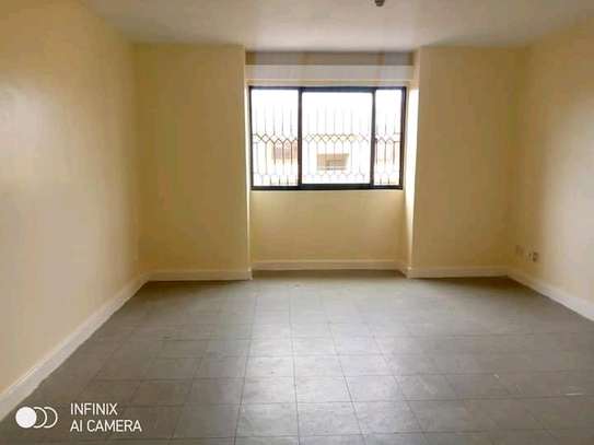 3 bedroom apartment for rent in nyayo Embakasi image 6