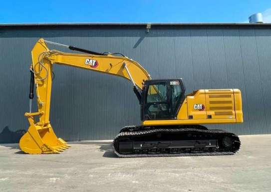 M4 - Caterpillar 330 GC image 3