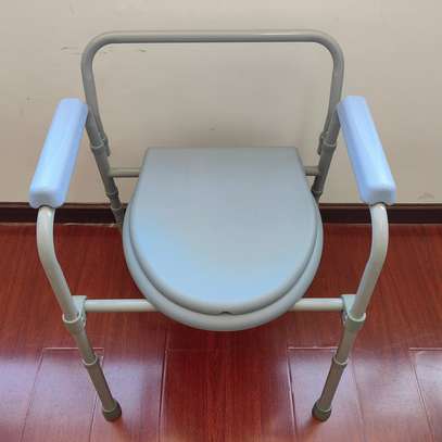 commode seat (elderly  / injured) in nairobi,kenya image 3