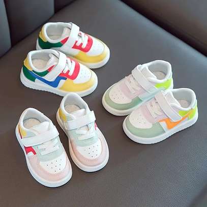 Unisex Sneakers for Kids image 1