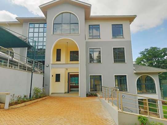 6 Bed Townhouse with En Suite in Kyuna image 16