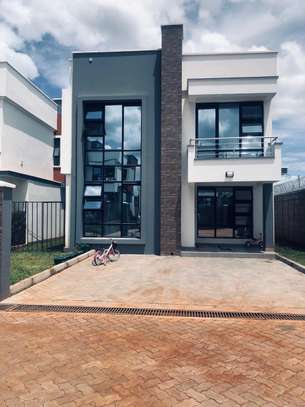 4 Bed Townhouse with En Suite in Eastern ByPass image 1