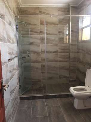 3 Bed Apartment with En Suite in Riverside image 7