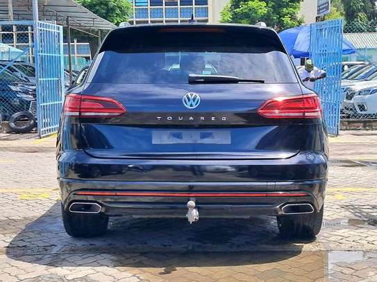 VOLKSWAGEN TOUAREG image 3