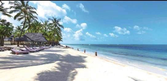 Malindi beach plots image 3