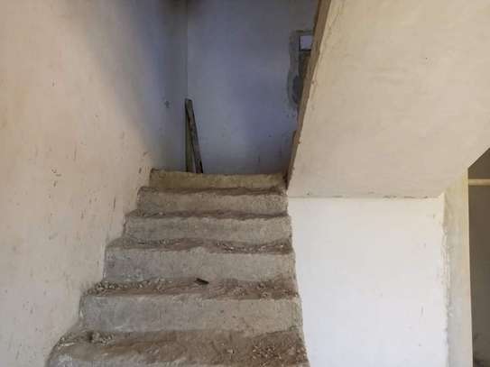 3 Bed Townhouse with En Suite at Near Oasis Hospital Mtwapa image 12