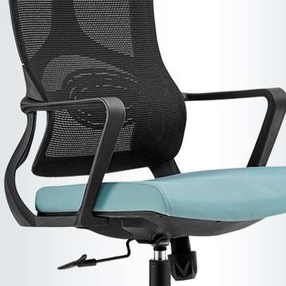 Office Chair : Ergonomic Swivel Office Chair image 3