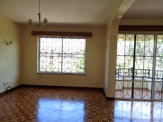 3 Bed Apartment with En Suite at Riverside Drive image 5