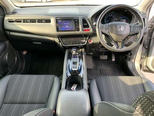 NEW HONDA VEZEL  (MKOPO ACCEPTED) image 11