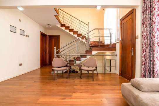 4 Bed House with En Suite in Kiambu Road image 7
