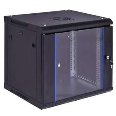 9U 600 X 450 wall mountable Data Cabinet image 3