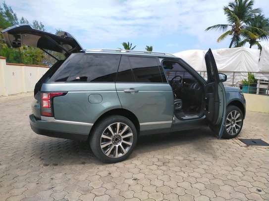 2015 Range Rover Vogue Autobiography Diesel with SUNROOF image 5