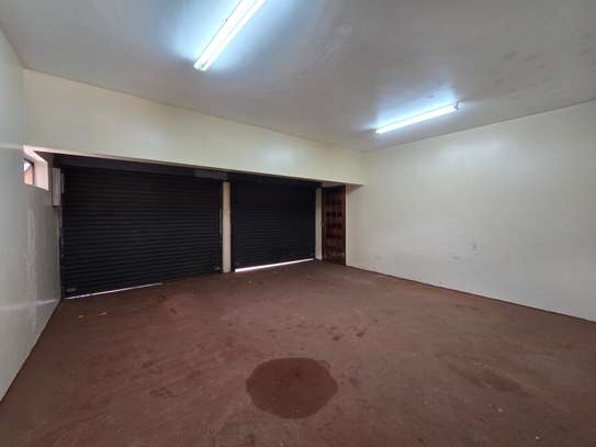 a four bedroom vintage house for rent in Runda. image 10