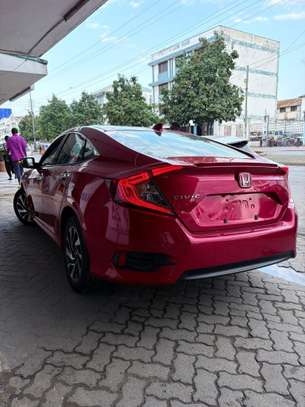 Honda civic Red 2018 image 9