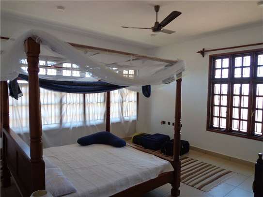 4 Bed House with En Suite at Vipingo image 14