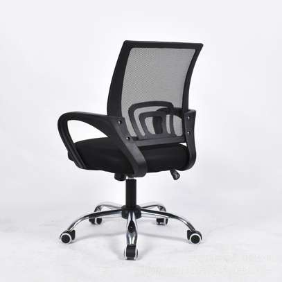 Mid-Back Ergonomic Mesh Office Chair image 3