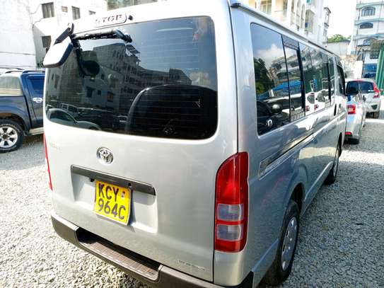 Toyota Hiace DX 2012 image 2