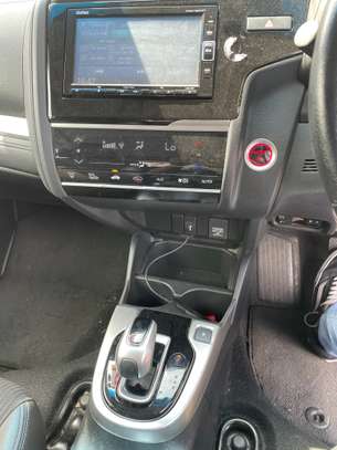 Honda fit Hyrid black 2018 image 9