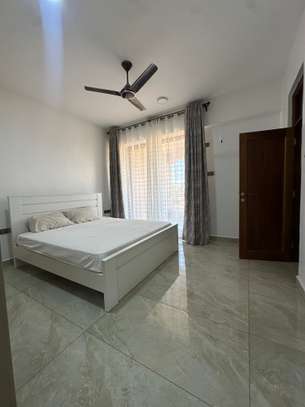 Serviced 2 Bed Apartment with En Suite at 1St Avanue image 22