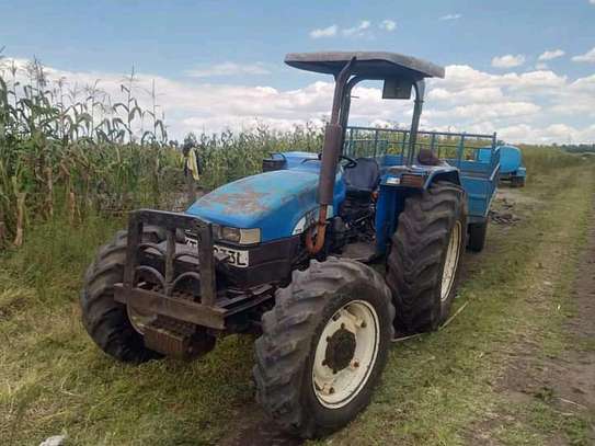 TT75 New holland Tractor image 2