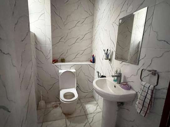 Serviced 4 Bed Apartment with En Suite in Parklands image 7