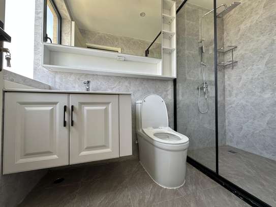 3 Bed Apartment with En Suite at Kilimani image 1
