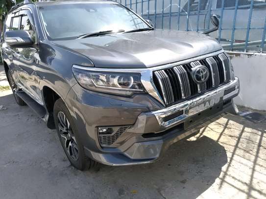 Toyota land cruiser Prado VXL image 14