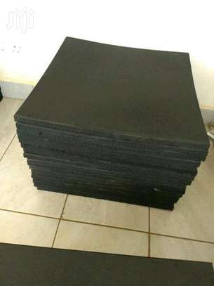 GYM RUBBER TILES image 1