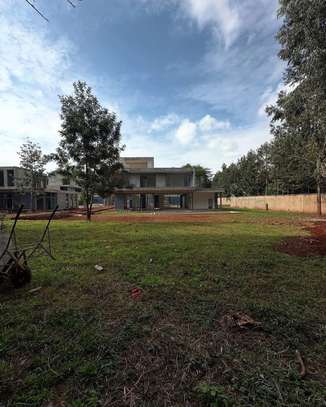 5 Bed Townhouse with En Suite in Karen image 13