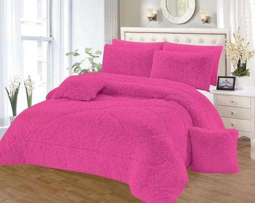 PINK FLUFFY DUVET image 1