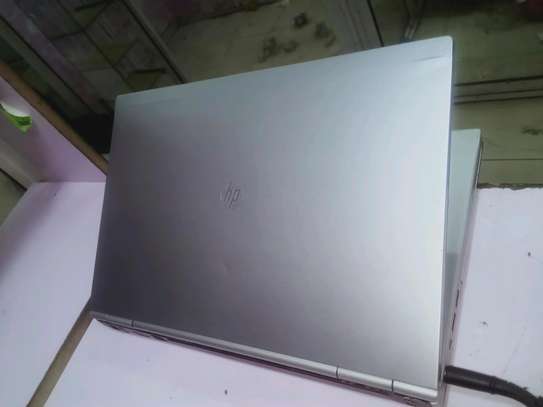Hp EliteBook 8470p core i7 4gb ram 500gb hdd image 3