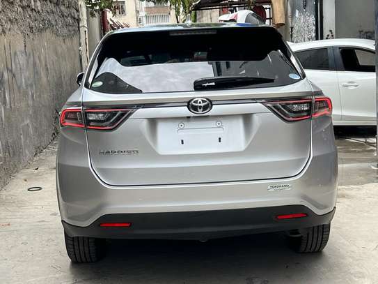 TOYOTA HARRIER (SILVER COLOUR) image 2