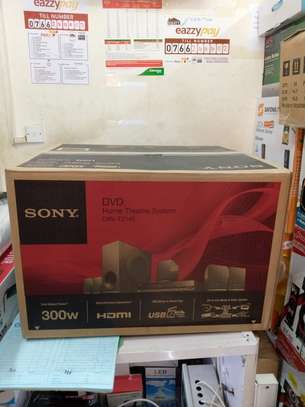 Sony DAV-TZ140 5.1ch 300 Watts  DVD Home Theatre System image 2