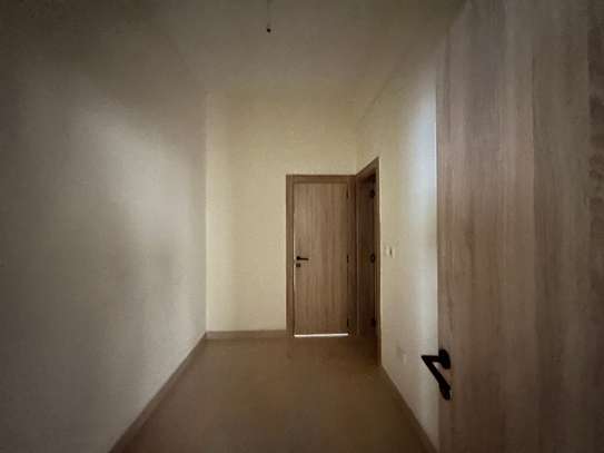 4 Bed Apartment with En Suite at Parklands image 17