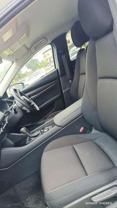 MazdaAxela  3 AWD Silver 2019 image 6