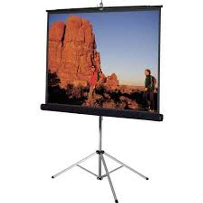 tripod projection screens hire image 1