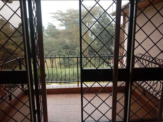 4 bedroom apartment for rent in Kilimani image 7