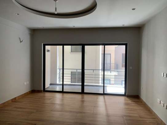 3 Bed Apartment with En Suite at Mandera Road image 1