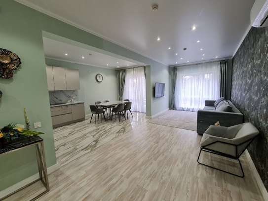 1 Bed Apartment with En Suite at East Church Road image 2