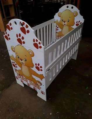Baby cot/crib image 1