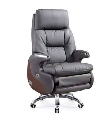 Office Chair : Luxury Executive Office Chair image 2