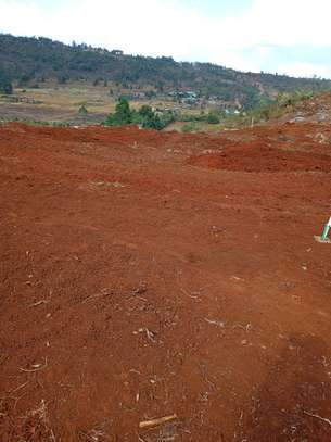 50 by 100 plots for sale in Lussigeti kikuyu image 4
