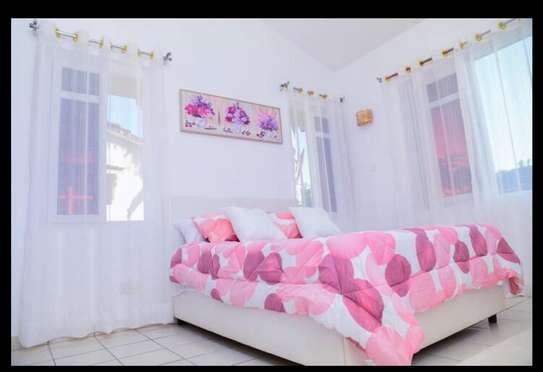 4 Bed Villa with En Suite in Nyali Area image 29