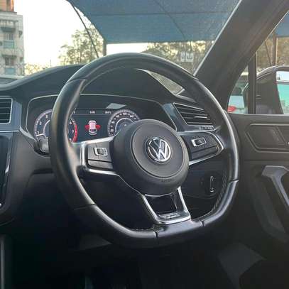Volkswagen tiguan R-line black  2016 image 9