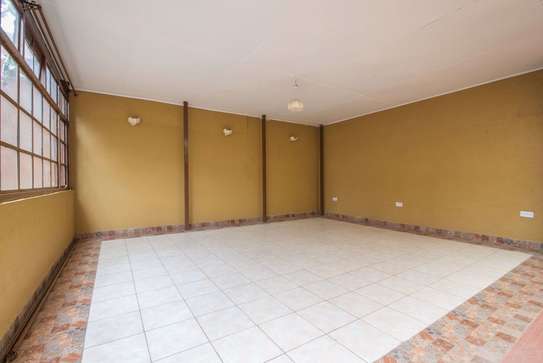 3 Bed Townhouse with Garage in Langata image 3