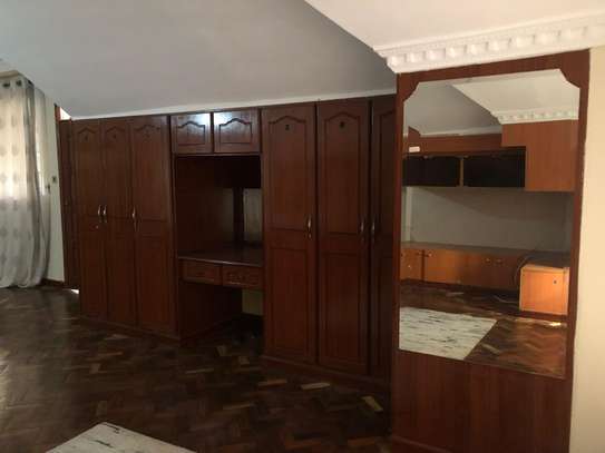 4 Bed House with En Suite at Karen image 7
