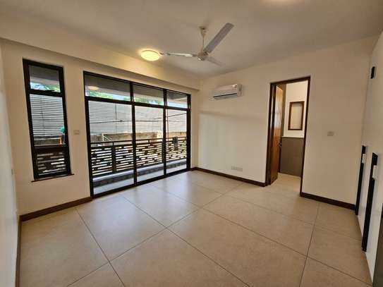 4 Bed Apartment with En Suite in Nyali Area image 7