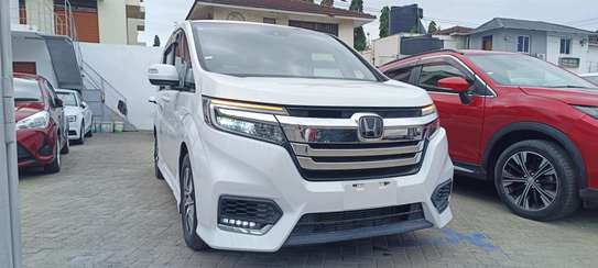 Honda Stepwagon Spada White 2018 2wd image 2
