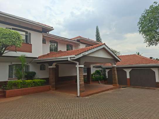 4 Bed House with En Suite at Off Rosslyn Lone Tree Estate Rd image 4